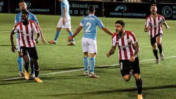 El defensa del Athletic Unai N&uacute;&ntilde;ez celebra su gol en Ibiza.