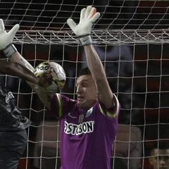 Franco Armani premiado como el mejor arquero del FPC