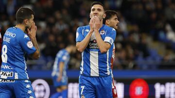 Lucas Pérez, lamentándose de una ocasión fallada.