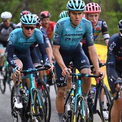 Aleksandr Vlasov elogia el trabajo de Harold Tejada en la etapa 6