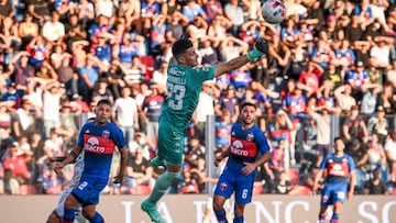 BUENOS AIRES, ARGENTINA - MAY 07: Gonzalo Marinelli of Tigre clears the ball during a match between Tigre and Boca Juniors as part of Copa de la Liga 2022 at Jose Dellagiovanna on May 7, 2022 in Buenos Aires, Argentina. (Photo by Marcelo Endelli/Getty Images)