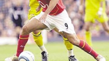 <b>MEJORÍA GUNNER. </b>Para Wenger, la llegada de José Antonio Reyes al equipo ha impulsado al Arsenal.