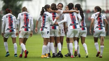 Con doblete de María Sánchez, Chivas femenil suma séptimo triunfo