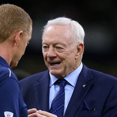 Jerry Jones crítica el trabajo de Jason Garrett como head coach