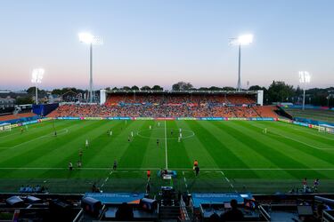 Estadio Waikato (Hamilton, Nueva Zelanda) – 25.111 espectadores.