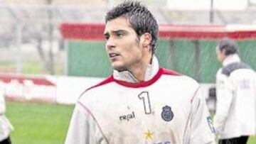 <b>LESIÓN. </b>Miguel Ángel Moyá estará fuera durante mes o mes y medio.