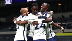 Jugadores del Tottenham en un partido del f&uacute;tbol ingl&eacute;s