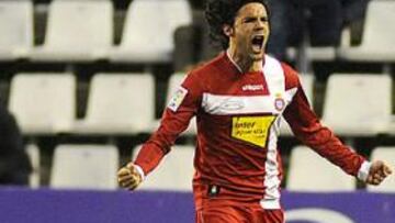 <strong>SALVA LOS MUEBLES.</strong> El Espanyol mantuvo el tipo en la primera parte y logró después un empate que no le saca de los puestos de descenso pero evita una derrota que hubiera sido dramática.