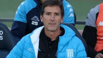 Racing no levanta cabeza