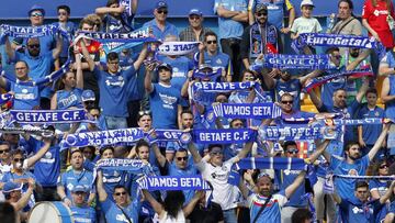 Día de las peñas y ambiente festivo ante el Nástic