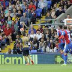 Wenger ya 'idolatra' a Sánchez: "Es fuerte, poderoso y genial”
