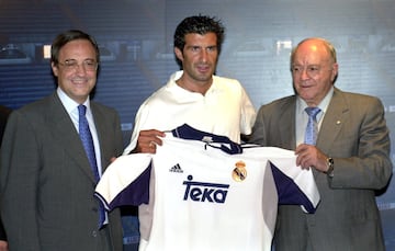 El cambio de Siglo trajo uno de los mayores bombazos en forma de fichajes. Luis Figo llegó al Real Madrid de la mano de un Florentino Pérez que prometió su fichaje si ganaba las elecciones. Y cumplió. Después de 20 horas reunidos y con la ayuda de Paulo Futre convenció al futbolista para que se uniera a Los Galácticos. Pasó de ídolo en Can Barça a ser considerado como un traidor.
Meses después de su llegada ganó el Balón de Oro. El 21 de octubre del 2000 regresó a la que fue su casa entre pitos y el lanzamiento de una cabeza de cochinillo desde la grada. Una imagen para la historia. Como jugador blanco disputó 245 encuentros en los que marcó 57 goles y dio 93 asistencias antes de marcharse al Inter. Uno de los violinistas que hizo sonar la Novena Copa de Europa blanca a la que añadió dos ligas, una Intercontinental, dos Supercopas de España y una de Europa.
