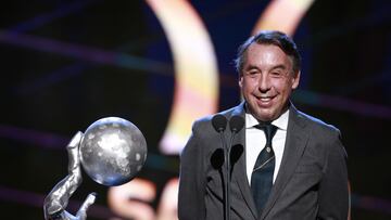 Emilio Azcarraga Jean receives on behalf of his father Emilio Azcarraga Milmo during the Investiture Ceremony of the International Soccer Hall of Fame 2023, where legends of national and international soccer held at the Gota de Plata Auditorium, on October 10, 2023 .
<br><br>
Emilio Azcarraga Jean recibe en representacion de su padre Emilio Azcarraga Milmo durante la Ceremonia de Investidura del Salon de la Fama del Futbol Internacional 2023, donde leyendas del futbol nacional e internacional realizado en el Auditorio Gota de Plata, el 10 de Octubre del 2023.
