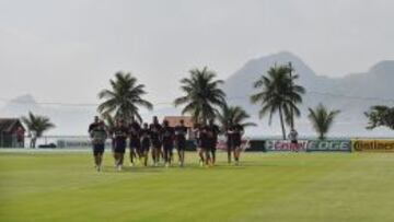 ANTES DE PARTIR. Inglaterra realiz&oacute; su &uacute;ltimo entrenamiento en R&iacute;o antes de viajar hoy rumbo a Manaos, donde debutar&aacute; ante Italia. 
 