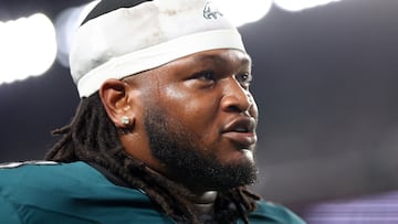 Sep 4, 2025; Philadelphia, Pennsylvania, USA; Philadelphia Eagles defensive tackle Jalen Carter (98) walks off the field after being ejected during the first quarter of the game against the Dallas Cowboys at Lincoln Financial Field. Mandatory Credit: Bill Streicher-Imagn Images