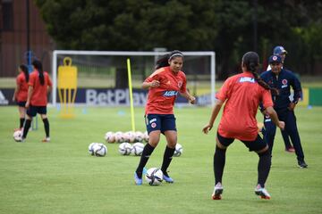 Las dirigidas por Carlos Paniagua siguen el microclico en la sede de la FCF en Bogotá como preparación de cara al Sudamericano Femenino Sub 20.