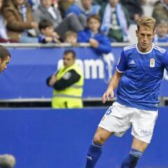 Oficial: Carlos Hernández renueva hasta 2021