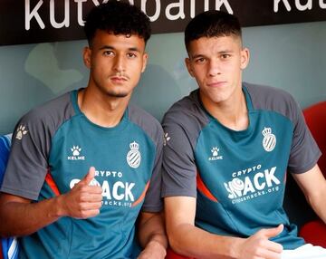 Omar y Simo, el día de su debut en Primera, en San Mamés.