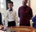 Un cura le pregunta a un niño durante su bautizo si quiere ser Cristiano: la respuesta es genial