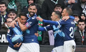 El Tenerife empezó marcando en el marcador gracias al gol de Roberto López.