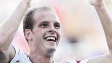 <b>DUDAS EN ATAQUE.</b> Entre la baja de makukula y la falta de gol el Sevilla este año no empieza como los anteriores.