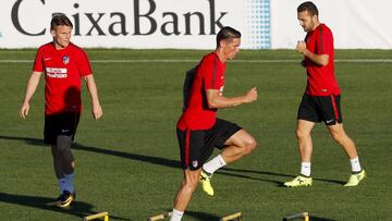 Gameiro, Fernando Torres y Keidi.