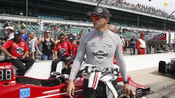 May 20, 2017; Indianapolis, IN, USA; Verizon IndyCar Series driver Graham Rahal waits in line to qualify during qualifications for the 101st Running of the Indianapolis 500 at Indianapolis Motor Speedway. Mandatory Credit: Brian Spurlock-USA TODAY Sports