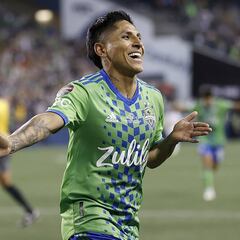 Ruidíaz llama a la puerta de Reynoso