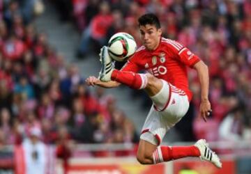 28/02/15 Nicola Gaitán con el Benfica