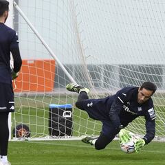 La lista del Betis, con Mandi y Juanmi pero sin Bravo ni Sidnei