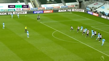 Ferran Torres y un golazo de locura a lo Ibrahimovic