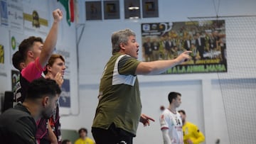 Bustos, en un partido del Ximénez