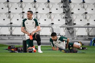 Rogelio Funes Mori durante un entrenamiento con la Selección Mexicana.