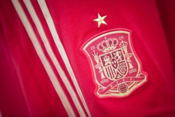 La nueva equipación de la Selección española, en imágenes