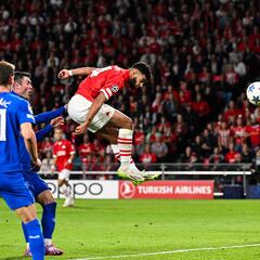 El español Saibari mete al PSV en Champions y pasan Amberes y Copenhague