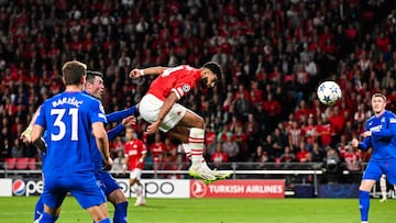 Eindhoven (Netherlands), 30/08/2023.- Ismael Saibari of PSV Eindhoven scores the 1-0 during the UEFA Champions League play-off second leg match between PSV Eindhoven and Rangers FC at Phillips stadium in Eindhoven, Netherlands, 30 August 2023. (Liga de Campeones, Países Bajos; Holanda) EFE/EPA/OLAF KRAAK
