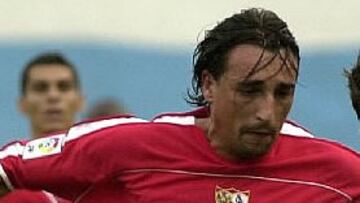 <B>DESPEDIDO</B>. Zoran Njegus ha sido despedido del Sevilla, y el jugador ha presentado una demanda por daños y perjuicios.