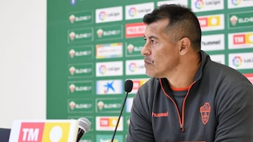 Almirón recupera a Boyé y Cifu; Carrillo y Morente, bajas