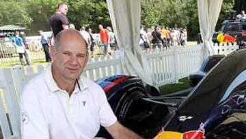 <b>UN APASIONADO. </b>Adrian Newey vive con pasión su trabajo de idear coches ganadores, así que su talento y entrega se reflejan en los resultados.