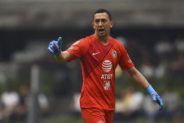 Un arquero confiable, de lo mejor en la Liga MX durante los últimos años. A sus 31 años asistió con Argentina a la Copa América. Bajo los tres postes es de los porteros más destacados del continente, por lo que sin problemas podría jugar con algún equipo europeo.