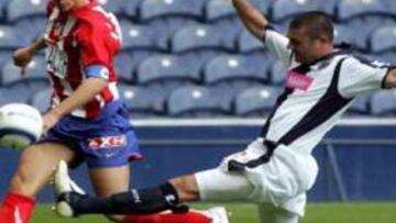 <B>SIN GOL.</B> Torres tuvo ocasiones claras para marcar, pero no no tuvo el día. Desperdició una tras otra.