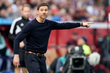 Head coach Xabi Alonso 