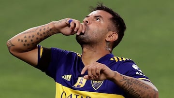 Edwin Cardona le rinde homenaje a Diego Maradona con sus goles ante Newell's.
