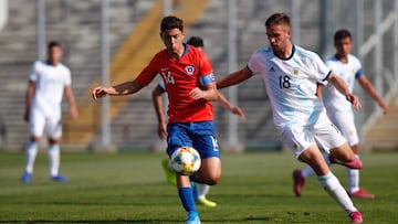 La selección chilena sub 17 de Cristian Leiva no pudo contra la 'Albiceleste' y perdió 3-1 en el estadio Monumental. Luis Rojas hizo el gol nacional.