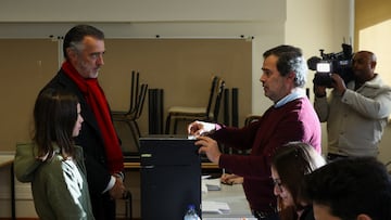 Portuguese presidential candidate of the Liberal Initiative party Joao Cotrim de Figueiredo arrives to vote during the presidential election, in Lisbon, Portugal, January 18, 2026. REUTERS/Pedro Nunes