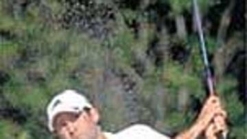 Sergio García, a tres golpes.