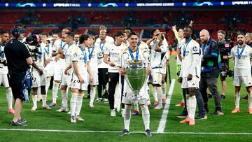 La plantilla del Real Madrid celebra la conquista de la 15 Champions.
