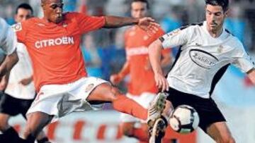 <b>UNO DE LOS POCOS ENTONADOS. </b>Vasco Fernandes fue uno de los escasos futbolistas del Celta que firmó un partido decente en Irún.