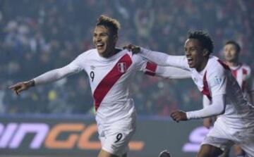 El delantero peruano, junto a Eduardo Vargas, compartieron el premio a goleador de la Copa tras anotar cuatro tantos. Fue uno de los puntos altos en el bronce que obtuvo Perú.