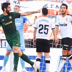 Raúl García va de Aduriz